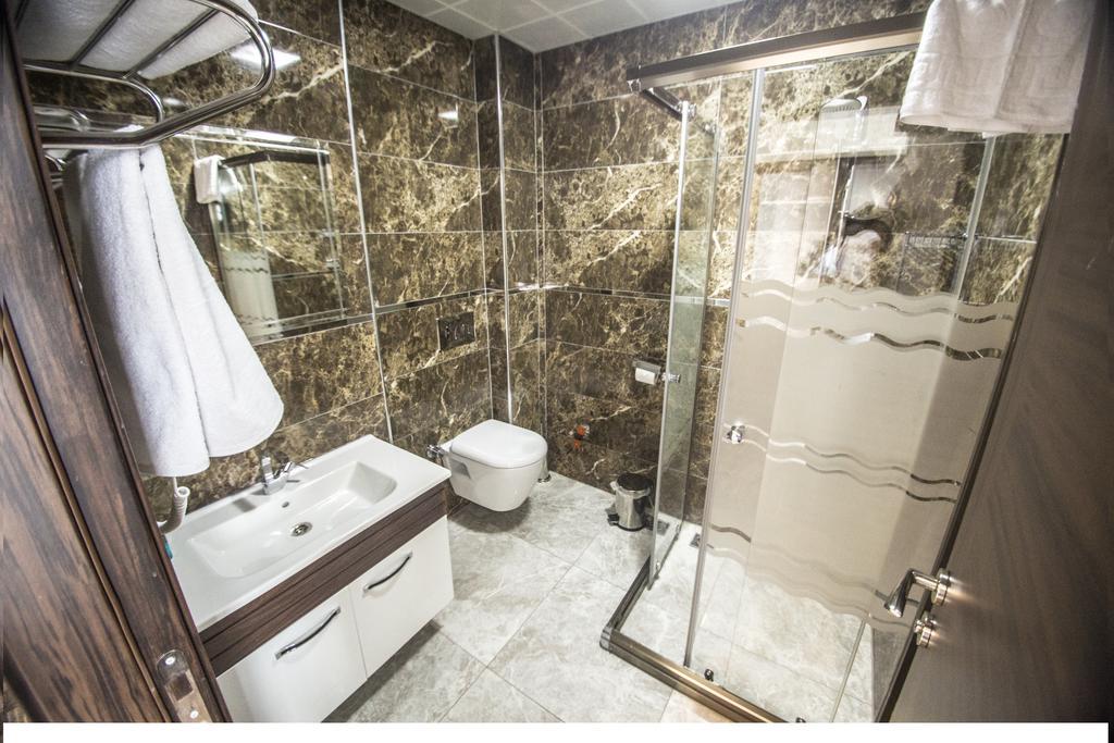 The Corner Hotel Sincan Екстер'єр фото